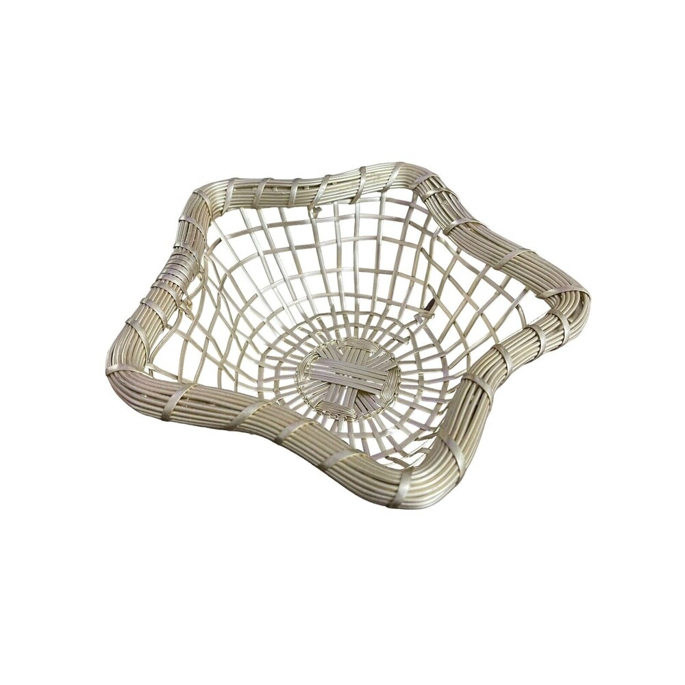 Star Shaped Beaded Wire Basket